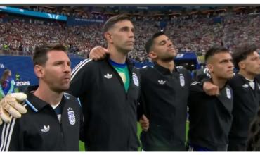 Revelaron quién sería la cantante elegida para interpretar el Himno Nacional en la final del Mundial