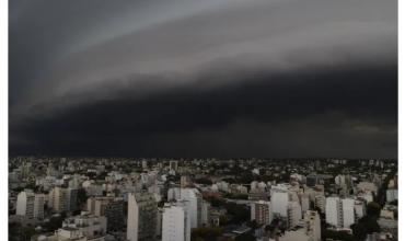 En plena final del mundo, varias provincias estarán bajo alerta naranja en Argentina