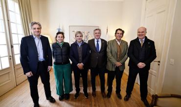Luis Caputo visitó la Rural y enfrió las expectativas sobre un anuncio en la baja de las retenciones