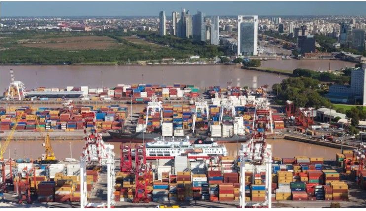 348398_1785889915.jpg