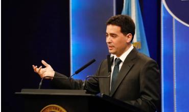 Otra de Adrián Ravier: el vocero admitió que el Gobierno desvía fondos de rutas para "el equilibrio fiscal"