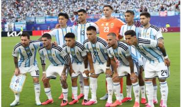 El jugador de la Selección argentina que se presentó en su nuevo club con un mate con el escudo de River