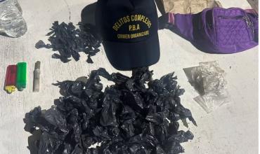 Operativo antidrogas en boliches de Mar del Plata: secuestraron 45 envoltorios de cocaína y encontraron a 97 menores