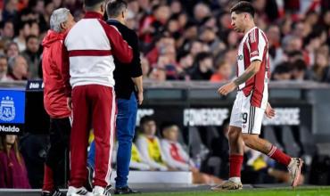 Montiel sufrió una distensión en el aductor y River lo pierde para la ida con Independiente Santa Fe