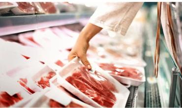 El consumo de carne cayó 12% en lo que va del año y los argentinos comen casi 5 kilos menos que en 2025