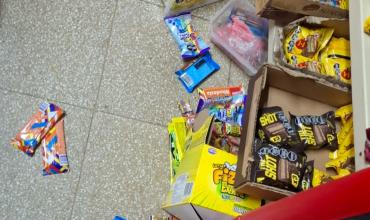 Robaron golosinas de la cantina de una escuela del barrio UPCN