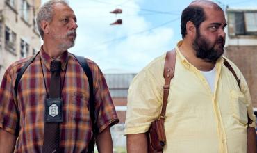 “Guitérrez is mai neim”, la ácida comedia con Darío Barassi y Yayo que es un homenaje cinéfilo a los policiales de los 90