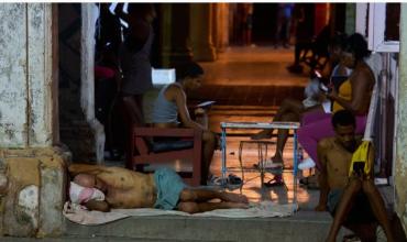 Crisis en Cuba: un informe advirtió que el 94% de la población vive en pobreza extrema