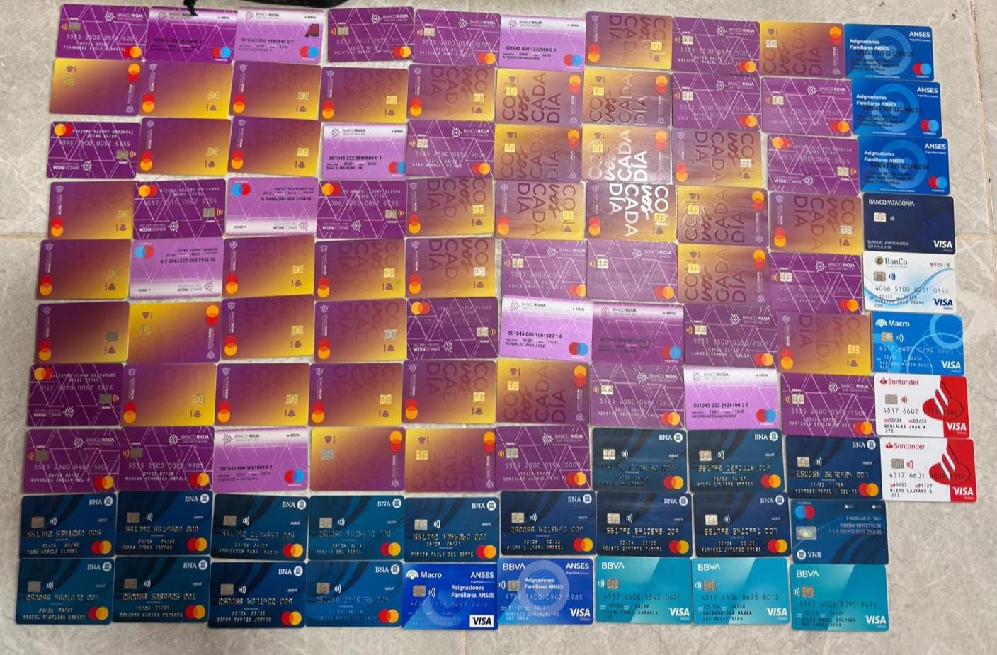 351034_1787935988.jpg