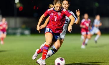 Debutó en la selección de su país natal a los 17 años, pero decidió jugar para Argentina: “No le tiene miedo a los retos”