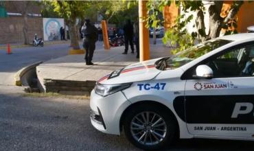 Brutal robo en San Juan: dos ladrones encapuchados maniataron a un hombre dentro de su casa, lo golpearon y se llevaron US$21.000