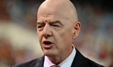 Francia le suelta la mano a Infantino y exige una profunda reforma en la FIFA