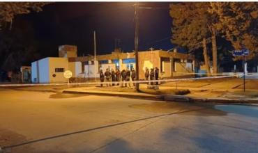 Santa Cruz: un preso reclamó que lo trasladaran a otra ciudad, prendió fuego un colchón y murió junto a otro detenido