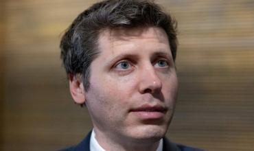  El CEO de OpenAI volvió a advertir sobre los peligros de la inteligencia artificial y pidió un marco legal para regular su desarrollo