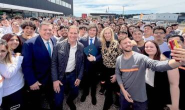 Javier Milei y Diego Santilli llegan a Bahía Blanca para activar la campaña de La Libertad Avanza en la provincia de Buenos Aires