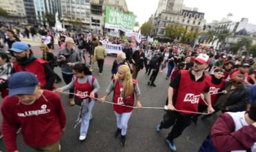 Marcha de la Bronca: las fotos de la movilización contra Javier Milei