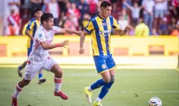 Rosario Central le ganó a Argentinos, lo alcanzó como líder de la zona B y se puso a tiro en la anual
