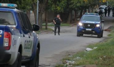 Encontraron el cuerpo de un bebé dentro de una bolsa en una plaza de Córdoba e investigan cómo murió