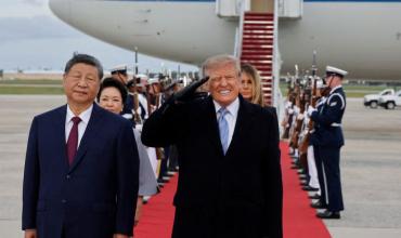 Donald Trump dijo que hablará con Xi Jinping sobre inteligencia artificial, pero advirtió que no promoverá ningún cambio
