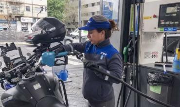 YPF confirmó que aumentará la nafta y el gasoil un 1% desde este sábado