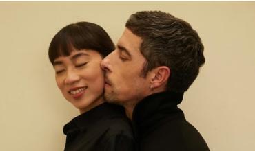 Esteban Lamothe anunció su casamiento con Débora Nishimoto tras dos años de relación: así lo confirmó