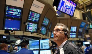 El riesgo país cae y se acerca a los 600 puntos
