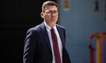 "El Brexit causó más daños que beneficios": primer ministro británico evalúa opciones para regreso a la UE