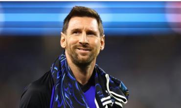 Mientras se prepara para despedirse de la Selección, Lionel Messi alentó a su nuevo club en España: “Aúpa Deportivo”