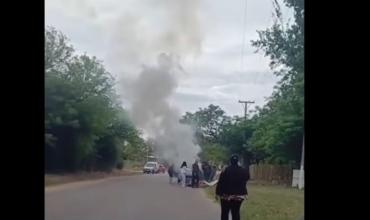 Una camioneta sufrió un principio de incendio por brasas que se reactivaron mientras circulaba por la Ruta Provincial 25