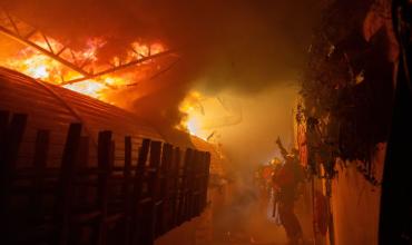 Un incendio destruyó el icónico Marché des Enfants-Rouges, el mercado más antiguo de París