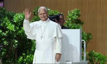 Un día después de la operación, el papa León XIV ofició una misa en su habitación del Policlínico Gemelli