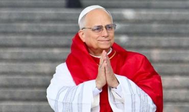 Quién queda a cargo del Vaticano y cómo funciona la Iglesia católica mientras el papa León XIV se recupera de una cirugía pulmonar