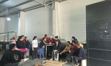 Fracasó la conciliación por el conflicto en la planta de nueces de Sanagasta: trabajadores denuncian que les deben hasta seis meses de sueldo