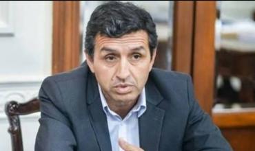 Ariel Martínez, tras la aprobación de la ley de uso de celulares en las escuelas riojanas: “Lo que buscamos es una fuerte prevención”