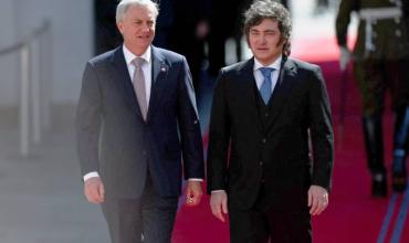 El Gobierno monitorea la inminente salida del buque que reabrirá la ruta comercial entre Chile y Malvinas