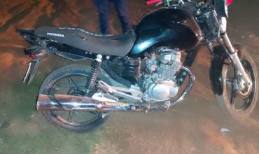 Dos motocicletas chocaron en barrio 1° de Diciembre y ambos conductores dieron positivo en alcoholemia