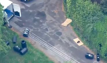 La policía británica vuelve a arrestar a dos hombres por investigación sobre la base de Fairford