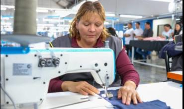 Los salarios le ganaron a la inflación: aumentaron 2,7% en agosto