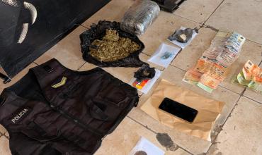 Sospechan que el detenido con 1,4 kilos de marihuana podría haberse hecho pasar por policía para cometer delitos