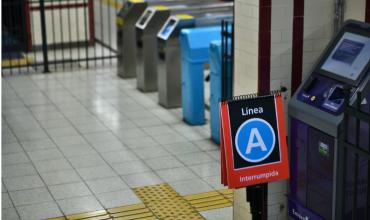 Subte: una persona fue arrollada por una formación de la Línea A
