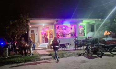 Labran infracciones municipales a un local comercial de Av. Quebracho Colorado por ocupación indebida
