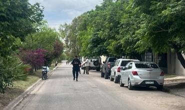 Un motociclista de 70 años cayó tras atropellar a un perro en Av. Quebracho Colorado y fue trasladado al hospital