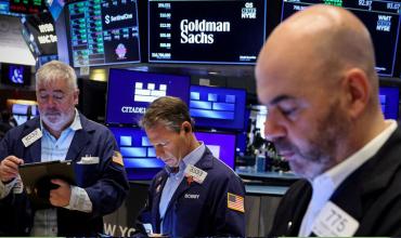 Tras el triunfo de Lula, caen hasta 12% las acciones argentinas en Wall Street