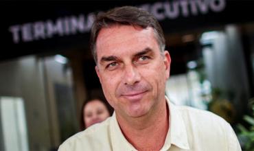 Tras el balotaje en Brasil, la Justicia le prohibió a Flávio Bolsonaro salir del país