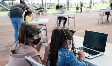 Docentes alertan que para volver a las clases virtuales los alumnos necesitan conectividad 