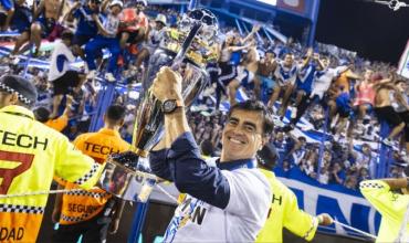 ¿Quiebre en Vélez? El disgusto de los jugadores por la ausencia de Gustavo Quinteros en el Trofeo de Campeones