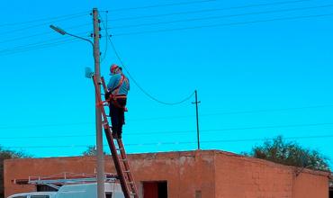 La Rioja: le robaron la escalera a un empleado de Internet Para todos mientras hacía mantenimiento en un domicilio 