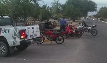 Dos motocicletas chocaron por Av. Ortiz de Ocampo