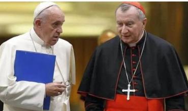 Cardenal Parolin calificó de "especulación inútil" una renuncia de Francisco