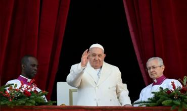 El papa Francisco continúa "estable" y su recuperación es "lenta"